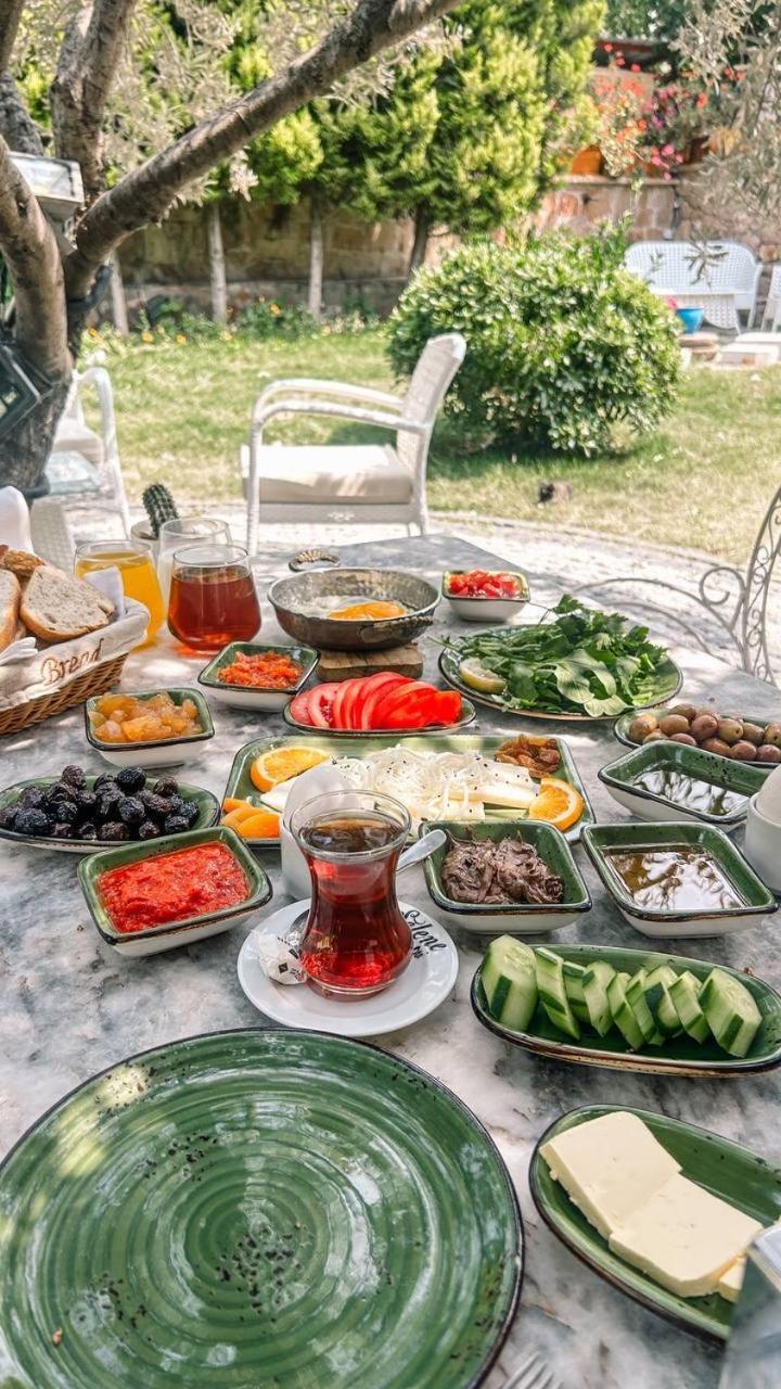 Eden Selene Hotel Ayvalik Bagian luar foto